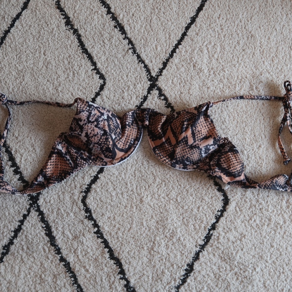 Zaful snake print bathing suit top